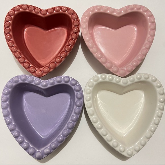 Williams Sonoma set of 4 hearts bows - Picture 6 of 9